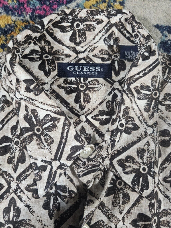Guess Classics Rayon Linen Short Sleeve Button Up - L 4