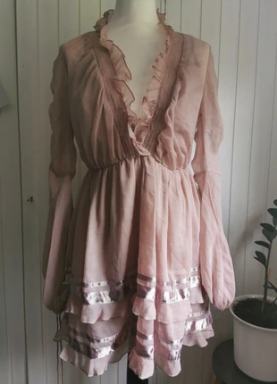 Schönes flowy Kleid, marque: ASOS Design, état: Très bon état, taille: M / 38 / 10, 25,00 €, 26,95 € Protection acheteurs incluse