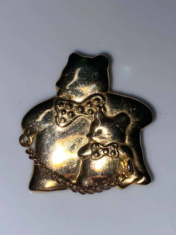 Vintage goldtone metal teddy bear brooch chain & bows 4