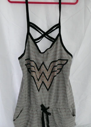 Combishort Wonder Woman, marque: Primark, état: Neuf sans étiquette, taille: S / 36 / 8, 3,00 €, 3,85 € Protection acheteurs incluse