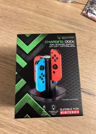Station de charge manette Nintendo switch neuve et scellée, brand: Nintendo, condition: New with tags, €8.00, €9.10 includes Buyer Protection