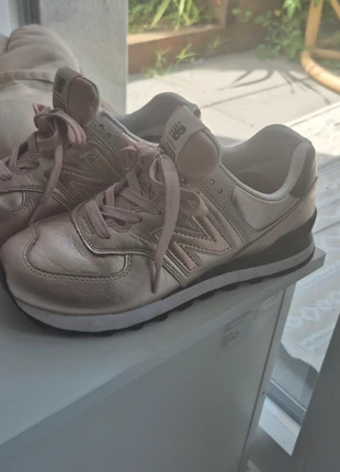 New balance WL574 rose gold, marca: New Balance, estado: Muito bom, tamanho: 38, €30.00, €32.20 inclui Proteção do Comprador