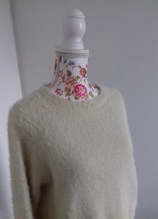 Pull duveteux jaune pastel T36, marque: FB Sister, état: Très bon état, taille: S / 36 / 8, 10,00 €, 11,20 € Protection acheteurs incluse