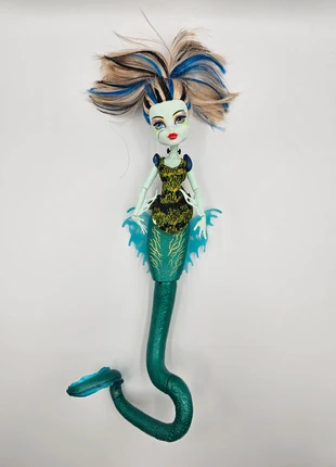 Poupée Mattel Monster High - Great Scarrier Reaf Glowsome Ghoulfish, brand: Mattel, condizioni: Buone, taglia: Taglia unica, €12.90, €14.25 include la Protezione acquisti Pro