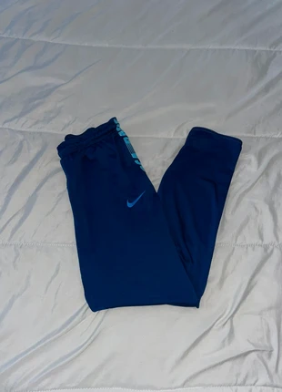 Jogging du Barça foot (Taille XS), brand: Nike, condition: Good, size: XS, €10.00, €11.20 includes Buyer Protection