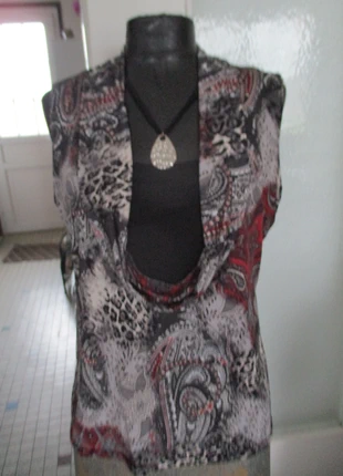 Haut femme T4, marque: Patrice Breal, état: Très bon état, taille: XL / 42 / 14, 5,00 €, 5,95 € Protection acheteurs incluse