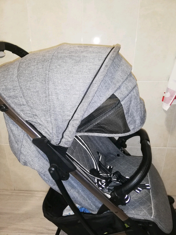 Huddle pram hot sale