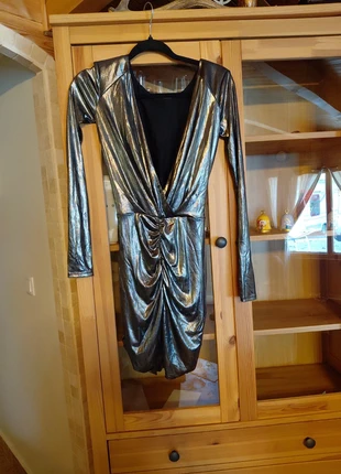 Robe de soirée courte faith connexion XS S argent, marke: Faith Connexion, zustand: Neu, größe: S / 36 / 8, 20,00 €, 21,70 € inklusive Vinted-Käuferschutz