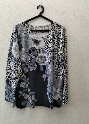 Camisola comprida Tamanho Único, marca: Local, estado: Satisfatório, tamanho: Tamanho único, €3.00, €3.85 inclui Proteção do Comprador