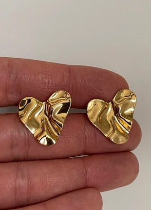 Gold Scrunched Foil Design Heart Earrings – Never Worn, Waterproof, brand: Heart, condition: New without tags, £9.99, £11.19 includes Buyer Protection