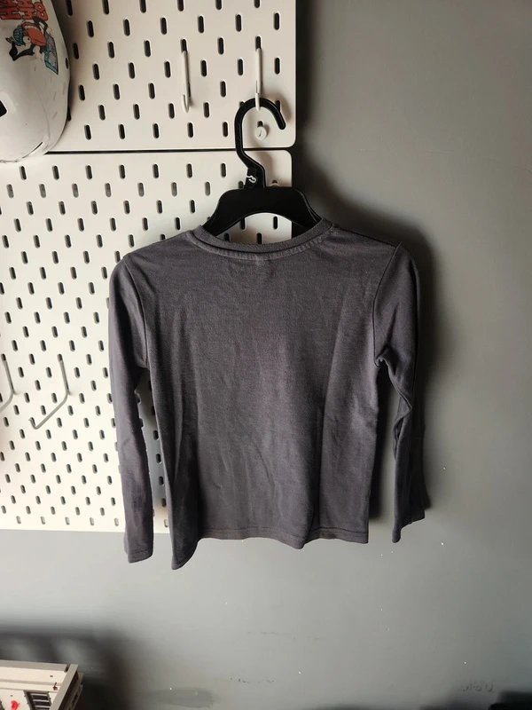 Tshirt ML epais 8ans - photo numéro 2