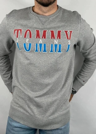 💎 Pull Tommy Jeans Gris - 100% Coton 💎, marque: Tommy Hilfiger, état: Très bon état, taille: L, 39,90 €, 42,60 € Protection acheteurs (Pro) incluse