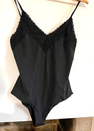 Body noir neuf, marke: Cache Cache, zustand: Neu, mit Etikett, größe: M / 38 / 10, 15,00 €, 16,45 € inklusive Vinted-Käuferschutz