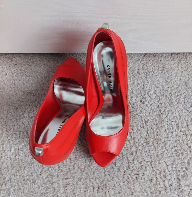 Elegant Orange Women Shoes 1