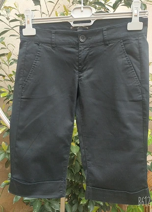 Short noir. Taille 34. Stradivarius Basic, marque: Stradivarius, état: Très bon état, taille: XS / 34 / 6, 7,00 €, 8,05 € Protection acheteurs incluse