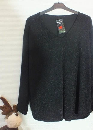 Tunique col V à paillettes idéal fêtes taille unique du 44 au 56, marque: Unique, état: Très bon état, taille: 7XL / 54 / 26, 22,90 €, 24,75 € Protection acheteurs (Pro) incluse