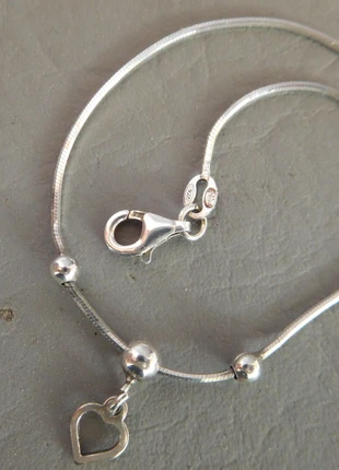 Bracelet gourmette femme jeune fille chaine serpent cœur ajouré perle grise argent massif 925, merk: argent massif 925, staat: Heel goed, € 18,00, € 19,60 inclusief Kopersbescherming Pro