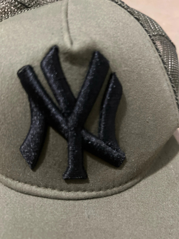 Casquette nyc kaki 3