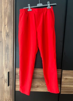 Pantalon tailleur rouge, marque: Tally Weijl, état: Neuf sans étiquette, taille: M / 38 / 10, 4,00 €, 4,90 € Protection acheteurs incluse