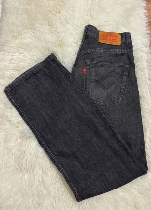 Jean Lévis femme / coupe droit / straight // denim / W27 L27, marca: Levi's, estado: Muito bom, tamanho: S, €21.00, €22.75 inclui Proteção do Comprador