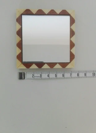 Petit miroir en bois de poche, brand: Fabrication Artisanale, condizioni: Nuovo senza cartellino, €4.00, €4.90 include la Protezione acquisti