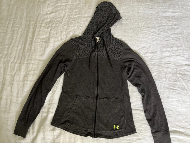 All season gear under armour hot sale