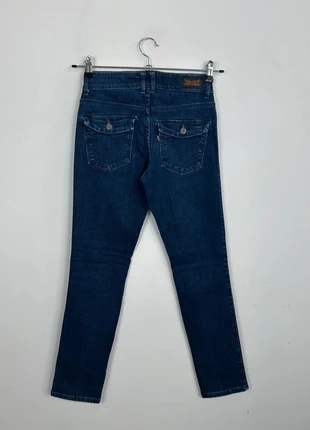 Jean Levi's Femme Bleu Marine W27 4M | Mid Rise Skinny | Taille FR36 | Très Bon État NJ374, marque: Levi's, état: Très bon état, taille: S / 36 / 8, 13,00 €, 14,35 € Protection acheteurs (Pro) incluse