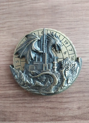 Dice D&D Castle Dragon – Roue de Dés Médiévale Fantasy, marque: D&D, état: Neuf sans étiquette, 18,99 €, 20,64 € Protection acheteurs incluse