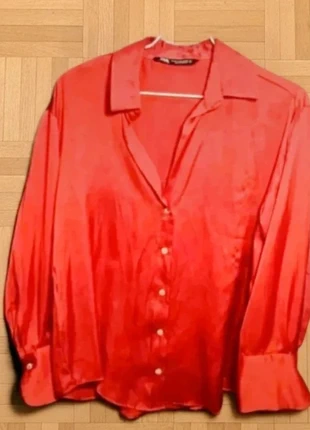 Chemise rouge satinée Zara taille XS oversize très bon état, brand: Zara, condition: Very good, size: XS / 34 / 6, €3.99, €4.89 includes Buyer Protection