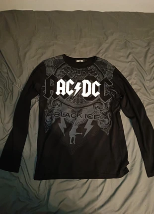 maglia ac dc, marque: AC/DC, état: Neuf sans étiquette, taille: L, 7,00 €, 8,05 € Protection acheteurs incluse