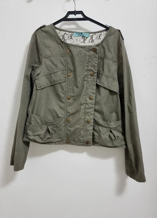 Giacca militare Cache Cache - Military jacket - Chaqueta militar - Veste militaire, brand: Cache Cache, condizioni: Ottime, taglia: M / IT 42 / EU 38, €9.00, €10.15 include la Protezione acquisti