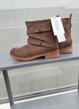 Nieuwe kinder laarsjes m. 33, merk: Alife, staat: Nieuw met prijskaartje, maat: 33, € 15,00, € 16,45 inclusief Kopersbescherming