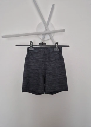 Short da palestra donna, merk: Decathlon, staat: Nieuw zonder prijskaartje, maat: S / 36 / 8, € 3,00, € 3,85 inclusief Kopersbescherming