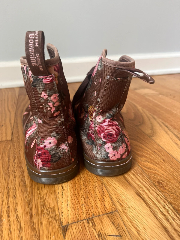 Dr. Marten Brown Victorian Floral Shoreditch Canvas Boots Size 8 5