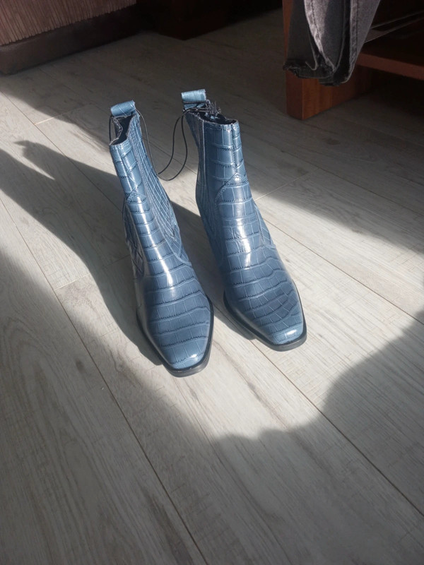 Marks and spencer deals blue boots