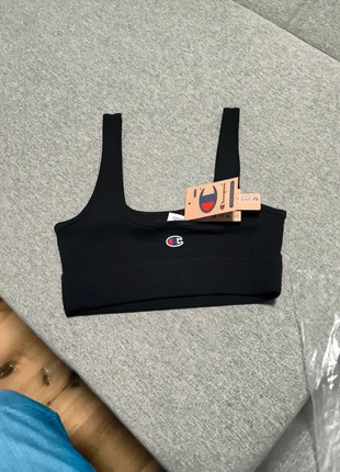 Top sportivo Champion Skinny Fit nero – Taglia S, nuovo con cartellino, brand: Champion, condizioni: Nuovo con cartellino, taglia: S, €14.00, €15.40 include la Protezione acquisti