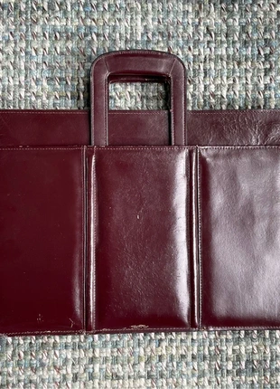 Original IBM 1987 Business Briefcase Leather Purple, merk: IBM, staat: Goed, € 14,00, € 15,40 inclusief Kopersbescherming