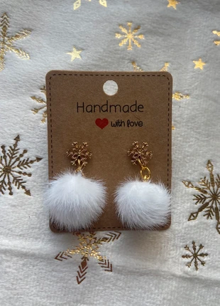 Brincos dourados de floco de neve com pompom branco, marca: Miminhos4all, estado: Nuevo sin etiquetas, 3,00 €, 3,85 € Protección al comprador Pro incluida