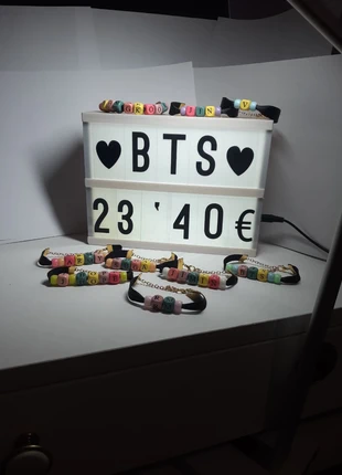 Bracelets BTS, marke: Fait Main, zustand: Neu, mit Etikett, 23,40 €, 25,27 € inklusive Vinted-Käuferschutz