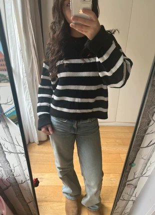 Pull marinière noir et blanc en taille XS, merk: H&M, staat: Nieuw zonder prijskaartje, maat: XS / 34 / 6, € 11,00, € 12,25 inclusief Kopersbescherming