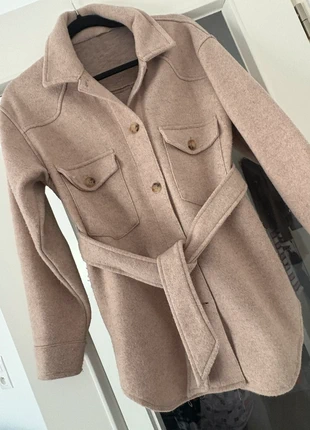 Manteau surchemise excellent état beige taille unique, marque: Boutique indépendante, état: Très bon état, taille: Taille unique, 15,00 €, 16,45 € Protection acheteurs incluse