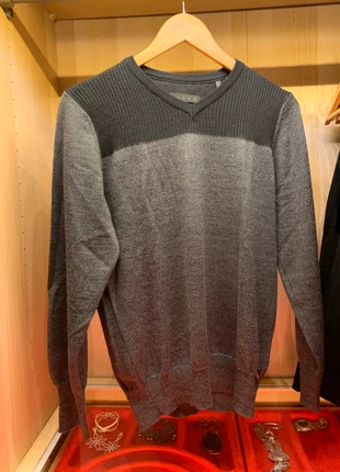 Sweat habillé IZAC noir et gris , brand: IZAC, condition: Very good, size: L, €15.00, €16.45 includes Buyer Protection