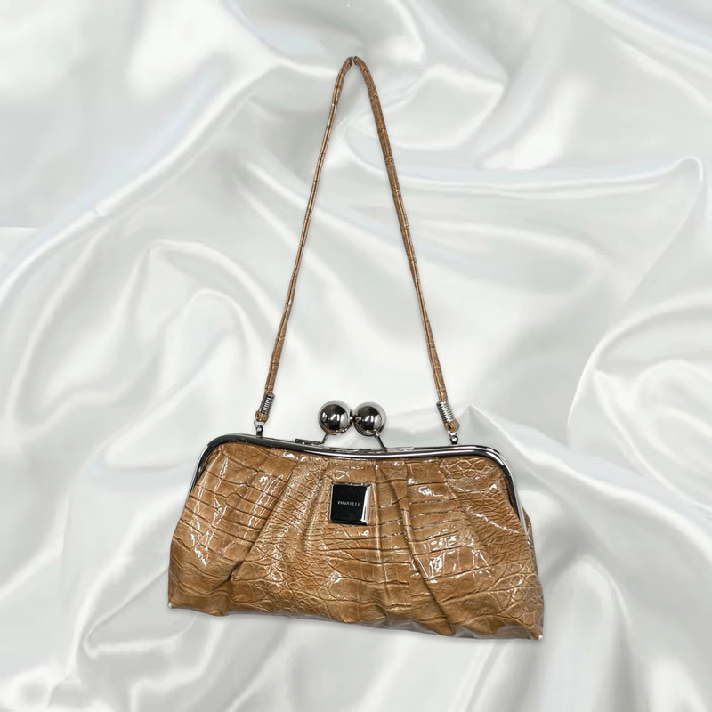 Y2K Vintage Fiorelli Beige Croc Detail Minimalist Shoulder Bag