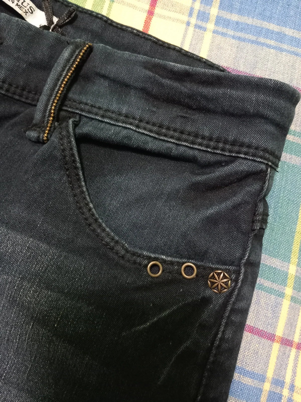 Short Stradivarius 4