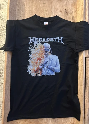 Tshirt megadeth taille S, marke: Fruit of the Loom, zustand: Neu, größe: S, 20,00 €, 21,70 € inklusive Vinted-Käuferschutz