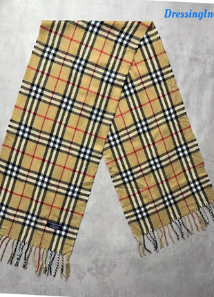 Écharpe Burberry Tartan Original Laine - 140 CM, marke: Burberry, zustand: Sehr gut, 22,00 €, 23,80 € inklusive Vinted-Käuferschutz