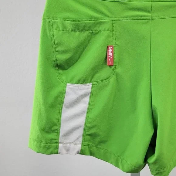 Nike  flat front dry fit shorts Sz S 4