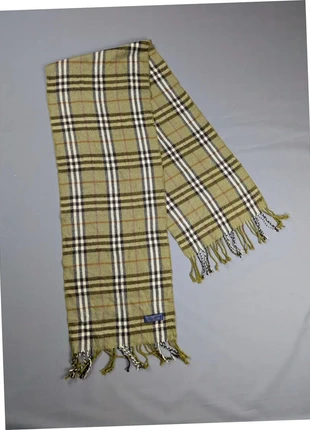 Écharpe Burberry vert kaki blanc noir vintage nouvelle collection, marque: Burberry, état: Très bon état, 36,00 €, 38,50 € Protection acheteurs (Pro) incluse
