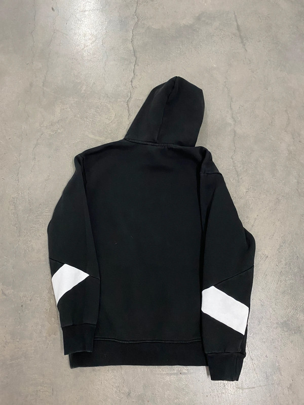 Puma hoodie 4