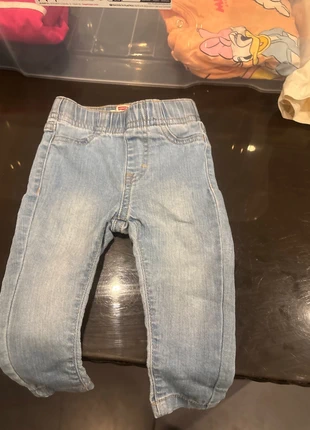 Jeans Lévis, brand: Levi's, condition: Good, size: 3-6 months / 62 cm, €3.00, €3.85 includes Buyer Protection